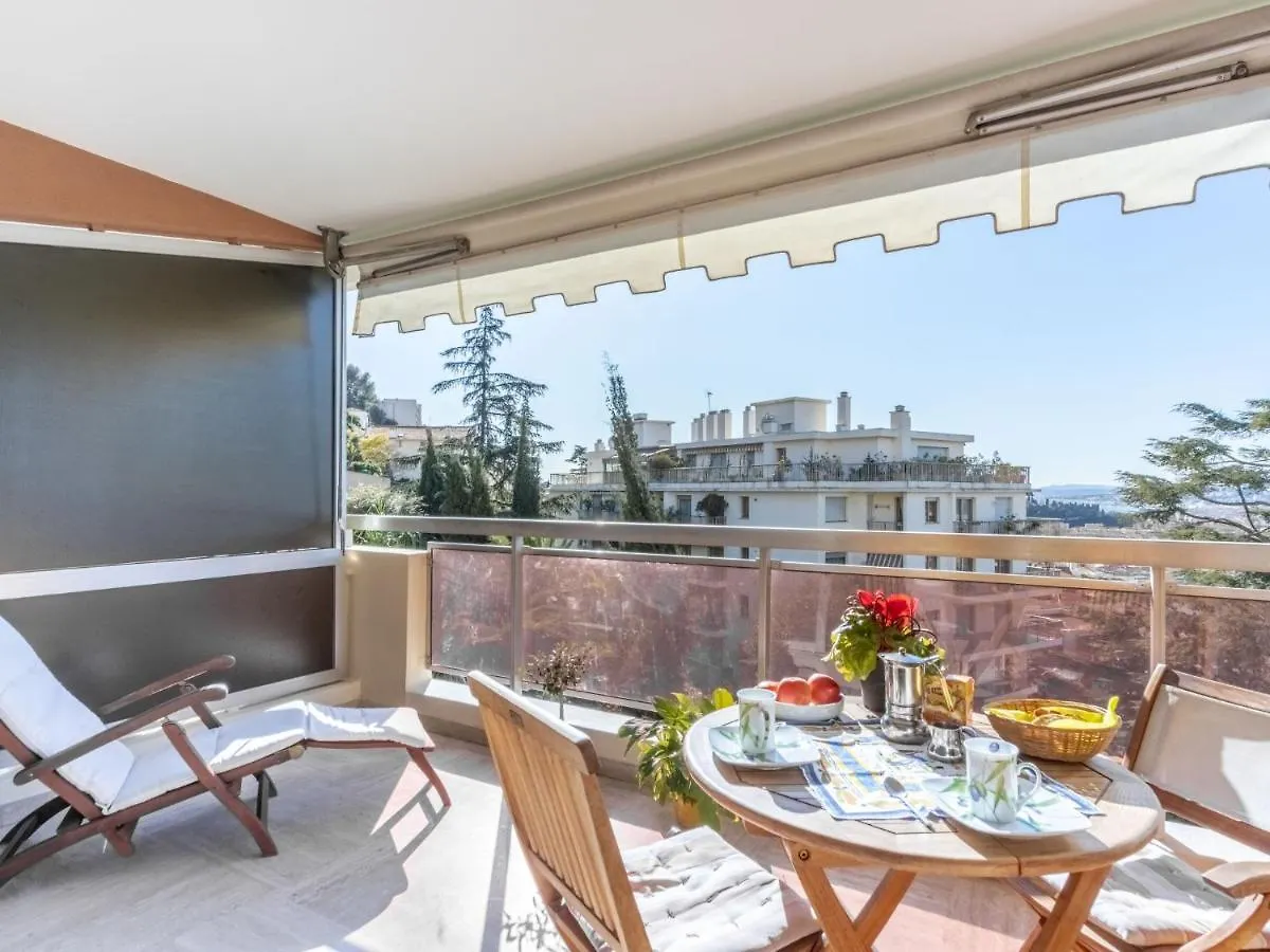 Apartment La Quieta contacts